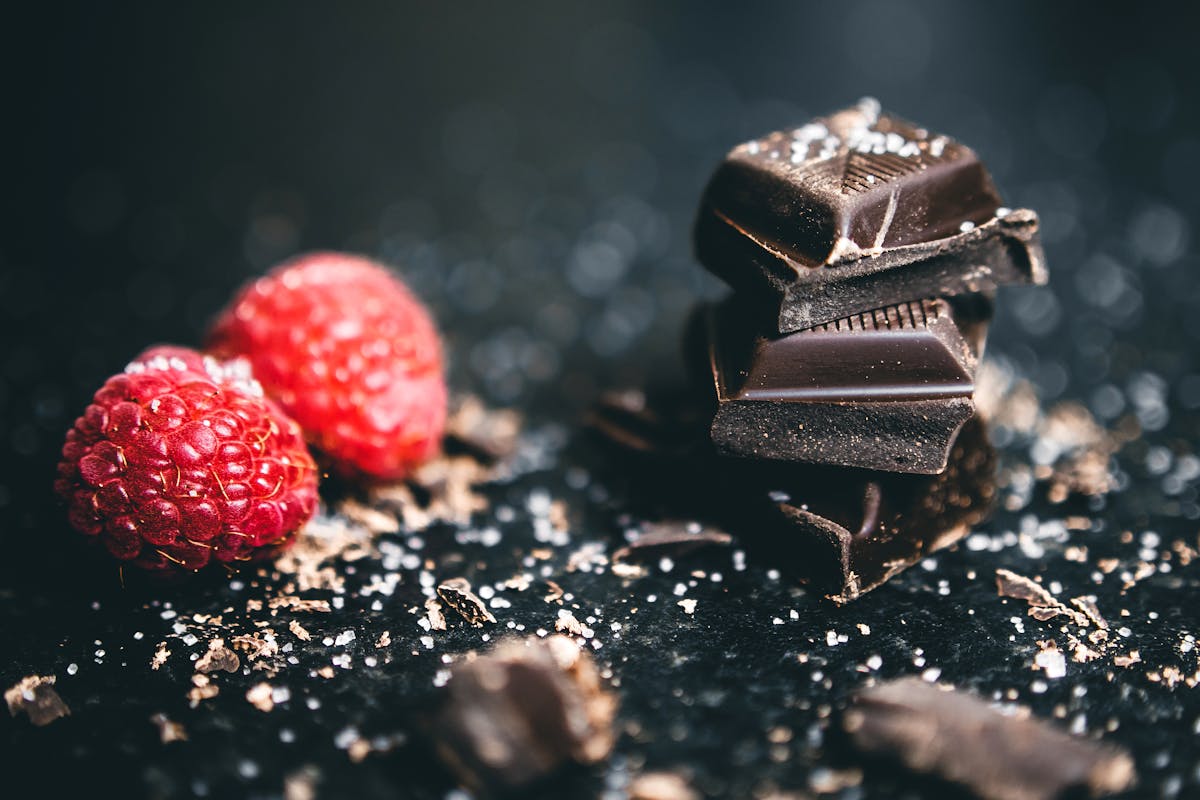 Cioccolato fondente fuso per budino artigianale